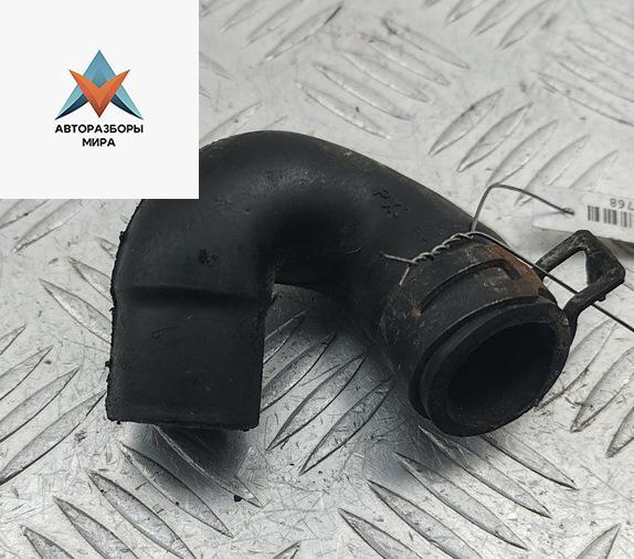 патрубок вентиляции картера Volkswagen Transporter T4 1994, 2.4 л., дизель, МКПП, белый, микроавтобус, 074103493B - фото №1