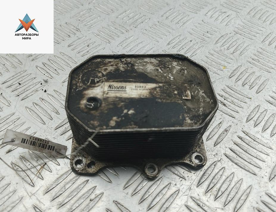 теплообменник масляного фильтра Ford Transit 8 поколение 2013, 2.2 л., дизель, МКПП, синий, микроавтобус, 90893 - фото №1