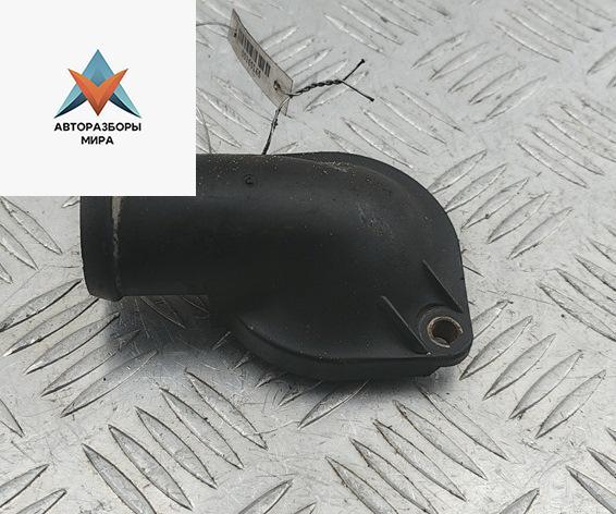 корпус термостата Volkswagen Transporter T4 1998, 2.4 л., дизель, МКПП, микроавтобус, 074121121 - фото №1