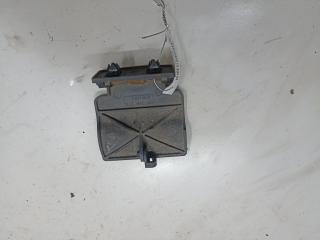 ручка открывания капота Opel Omega B 2000, 3.0 л., бензин, МКПП, зелёный, седан, 09146276