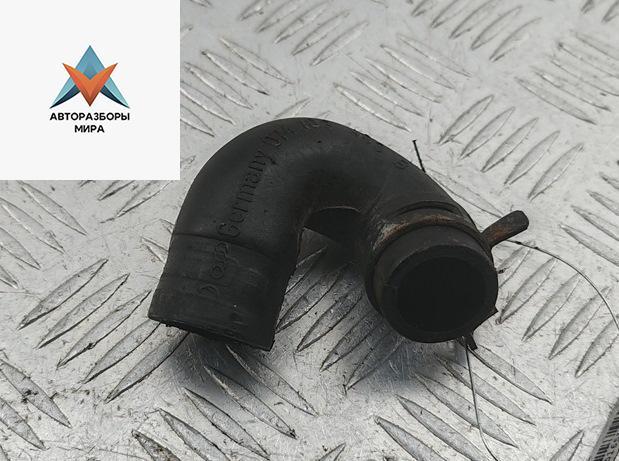 патрубок (трубопровод, шланг) Volkswagen Transporter T4 1998, 2.4 л., дизель, МКПП, микроавтобус, 074103493B - фото №1