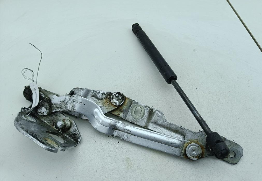 петля крышки багажника Volkswagen Bora 2000, серый, седан