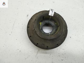 Опора амортизатора переднего (верхняя) Volkswagen Passat B4 1995, 1.6 л., бензин, МКПП, белый, универсал, 357412331A