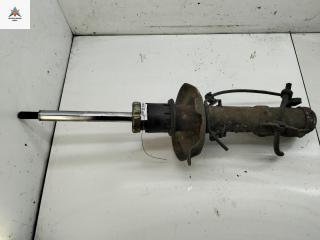 амортизатор передний правый Volkswagen Vento 1 поколение 1997, 1.6 л., бензин, МКПП, красный, седан, 1H0413031