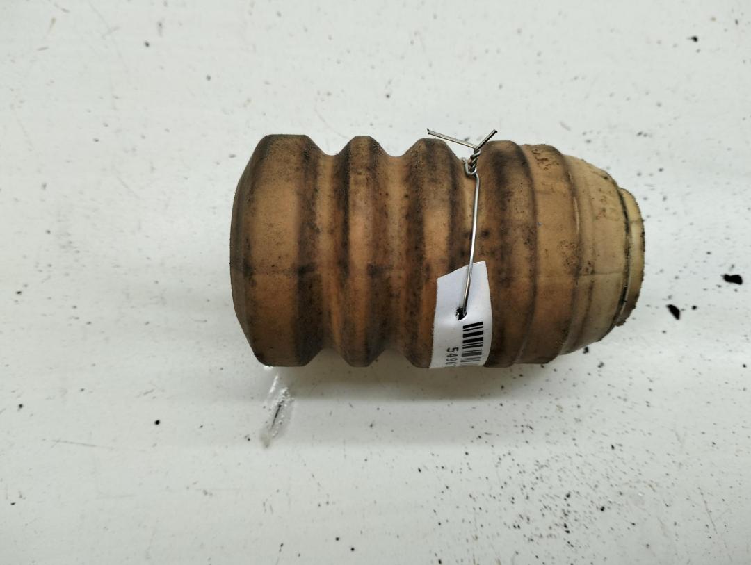 пыльник и отбойник амотртизатора Volkswagen Passat B4 1995, 1.6 л., бензин, МКПП, белый, универсал, 357412303F