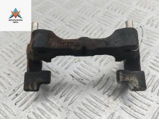 скоба суппорта Mazda 3 BP 2019, 2.0 л., гибрид, МКПП, чёрный, хетчбэк 5 дв.