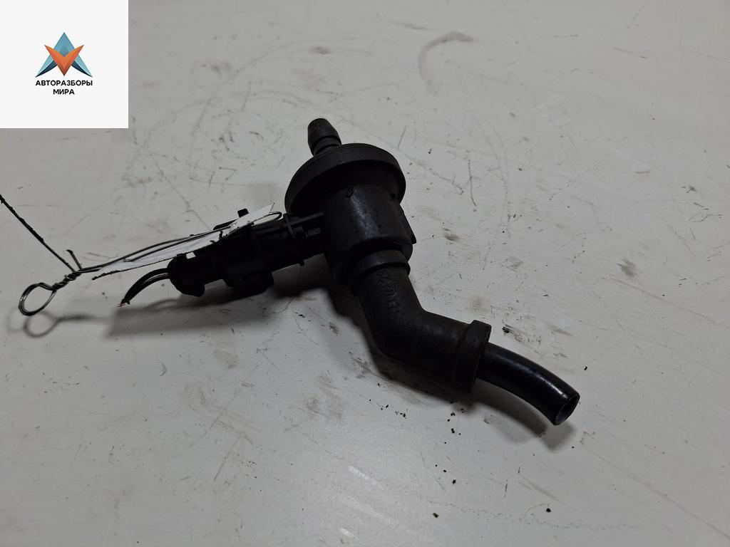 клапан вентиляции топливного бака Opel Zafira 2 поколение (B) 2005, 1.8 л., бензин, МКПП, чёрный, минивэн, 55353802 - фото №1