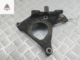 кронштейн генератора Nissan Almera Tino V10 [рестайлинг] 2003, 2.2 л., дизель, МКПП, синий, минивэн