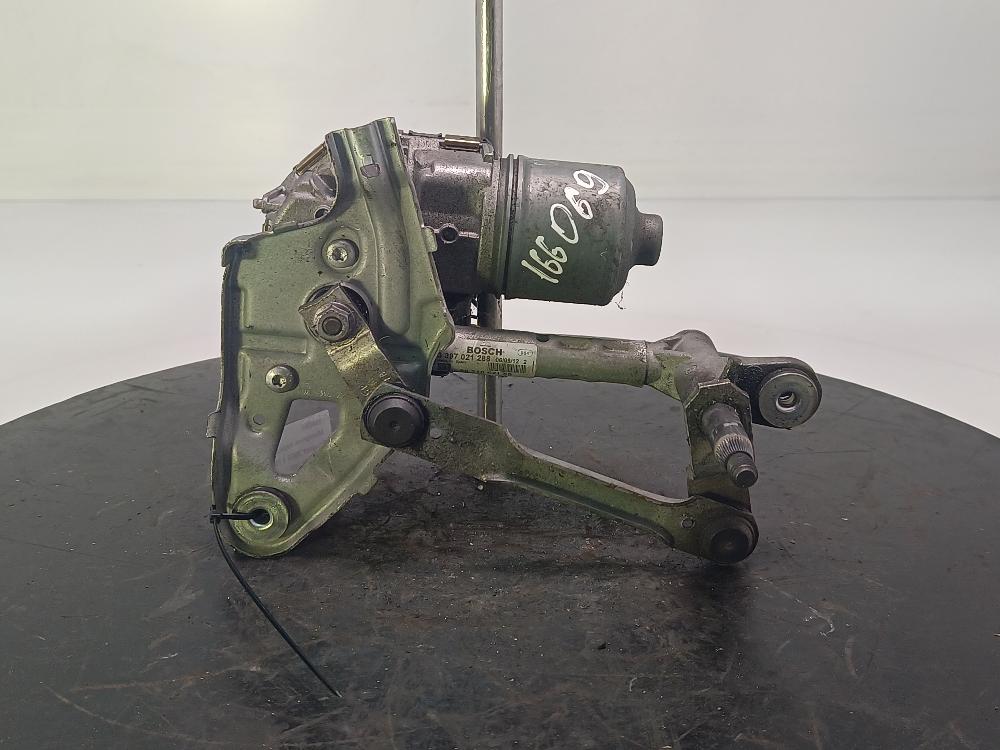 моторчик передних стеклоочистителей (дворников) Peugeot 3008 1 поколение 2011, цвет, 9671062180 - фото №1