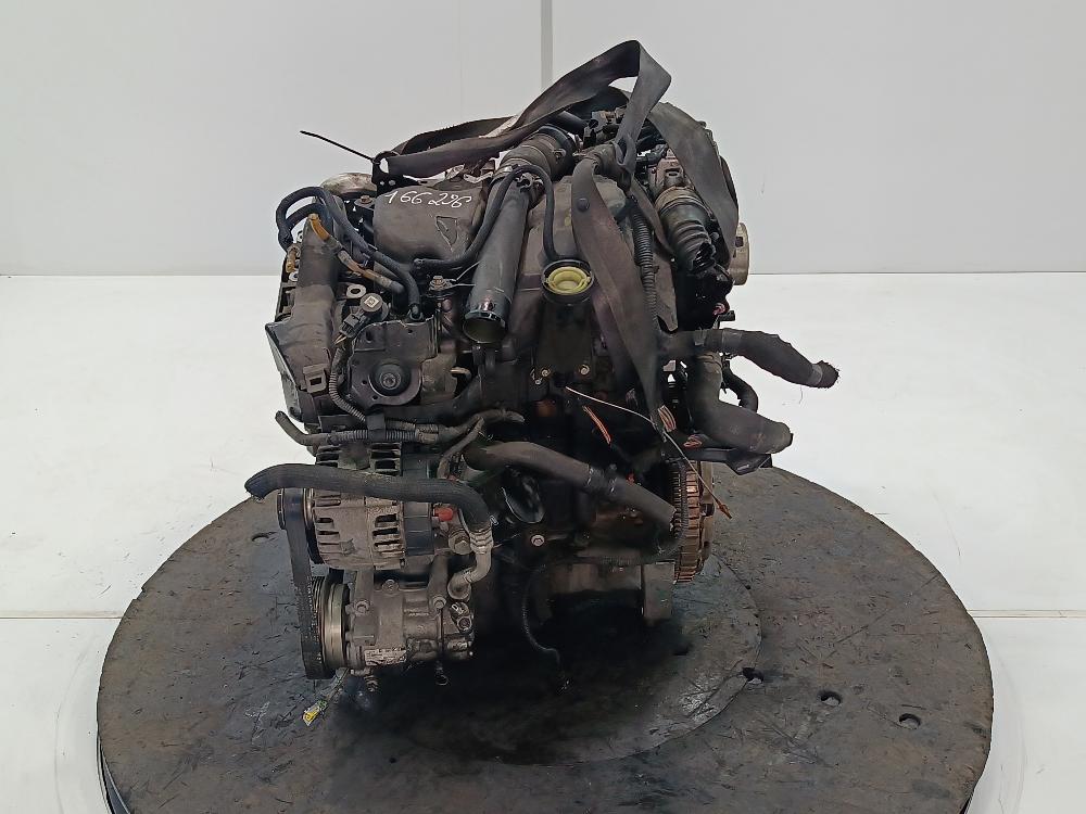 двигатель Renault Clio 4 поколение 2014, Дизель 1.5, цвет, K9K608 - фото №1