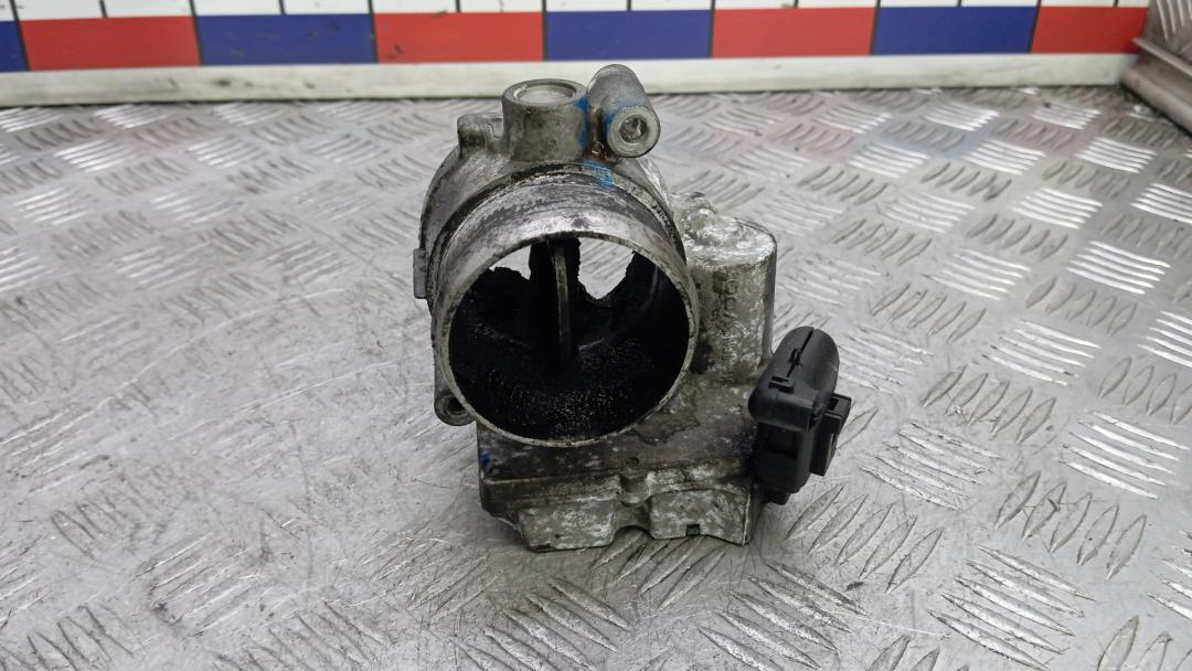 заслонка дроссельная Hyundai Santa Fe 2 поколение (CM) 2007, 2.2 л., дизель, МКПП, внедорожник 5 дв., 35100-27410 - фото №1