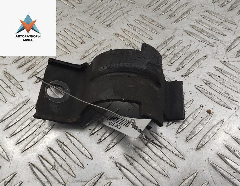 крепление стабилизатора / втулки стабилизатора Chrysler Voyager 3 поколение 1999, 3.3 л., бензин, АКПП, синий, минивэн - фото №1