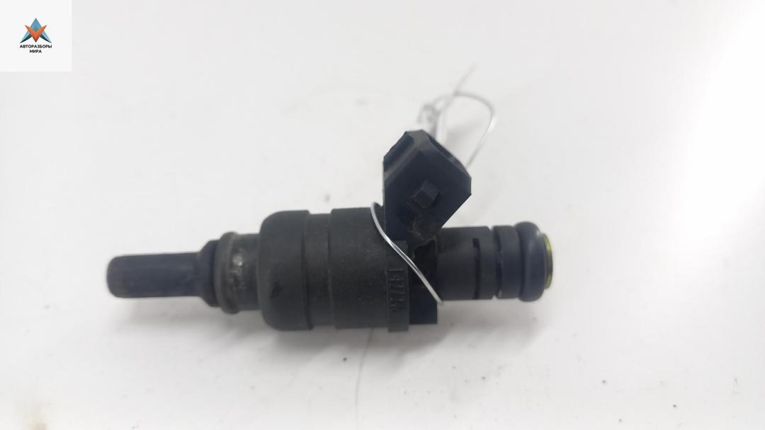 форсунка BMW 3 серия E46 2000, 2.0 л., бензин, АКПП, чёрный, седан, 1427240 - фото №1