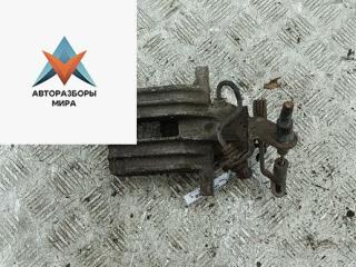 суппорт задний левый Volkswagen Golf 5 поколение 2005, 1.4 л., бензин, МКПП, синий, хетчбэк 5 дв.