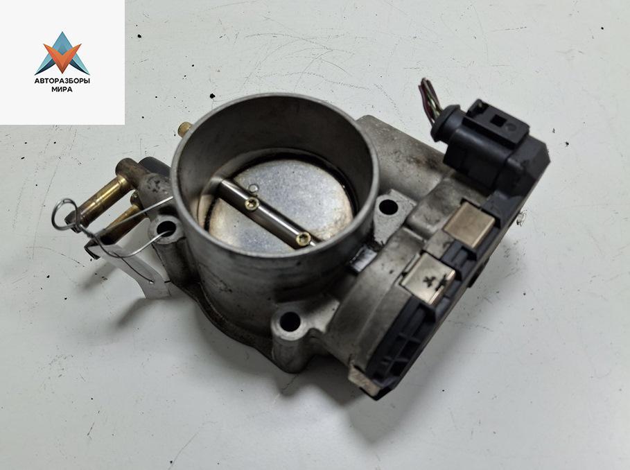 заслонка дроссельная Audi A6 4B/C5 1999, 2.4 л., бензин, МКПП, серый, седан, 078133062B - фото №1
