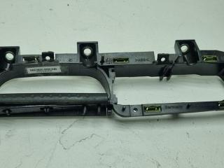 Корпус (держатель) ручки двери передней левой Volkswagen Passat B5 [рестайлинг] 2004, 1.9 л., дизель, МКПП, синий, универсал, 3B1867179C