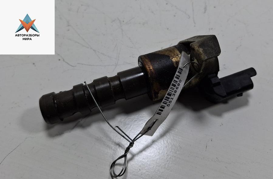 Клапан фазорегулятора Renault Scenic 2 поколение 2004, 2.0 л., бензин, МКПП, зелёный, минивэн, 108674 - фото №1