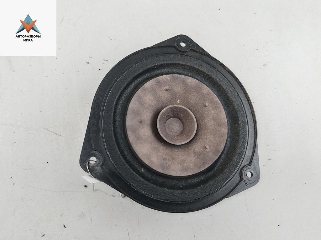 динамик двери Opel Vectra B 1995, 1.6 л., бензин, МКПП, красный, седан, 90462589 - фото №1