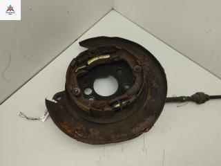 защитный кожух тормозного механизма Mitsubishi Outlander 1 поколение 2006, 2.0 л., бензин, МКПП, чёрный, внедорожник 5 дв.