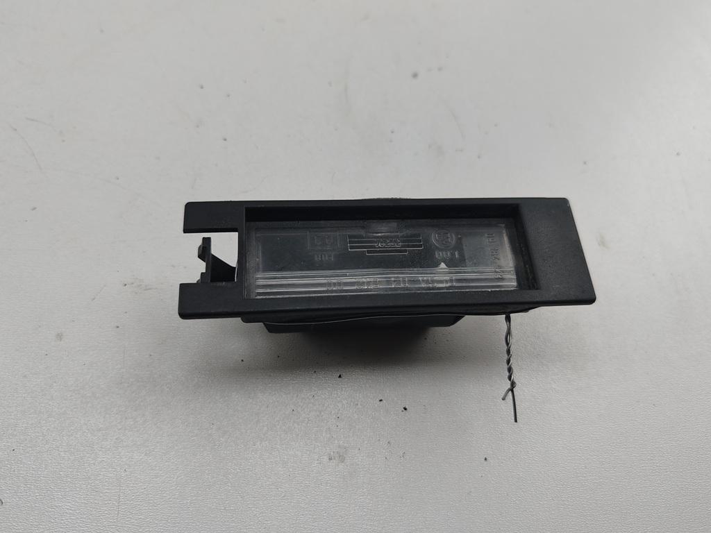 подсветка номера Opel Zafira B 2006, 2.2 л., бензин, МКПП, серый, минивэн, 09164143
