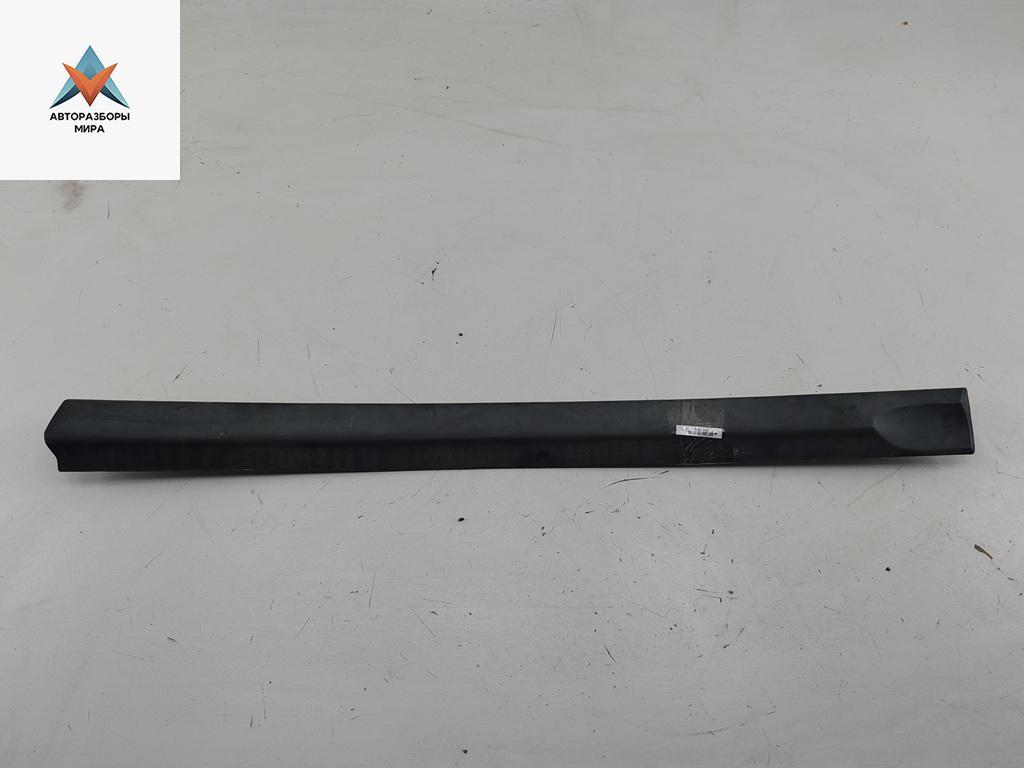 молдинг двери передней правой Opel Zafira 1 поколение (A) 2000, 1.8 л., бензин, МКПП, серый, минивэн, 090597588 - фото №1