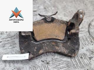 скоба суппорта Volkswagen Passat B4 1993, 2.0 л., бензин, МКПП, синий, седан