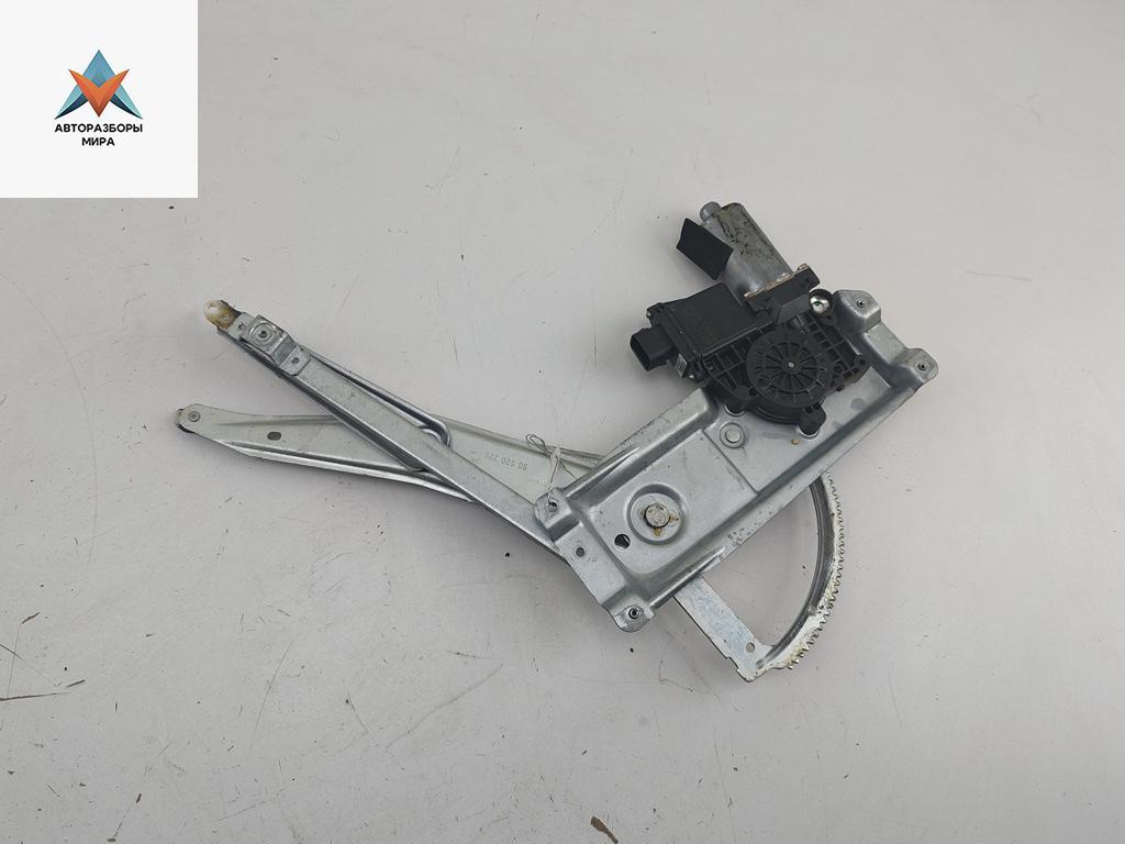 стеклоподъемник электрический передний правый Opel Vectra B 1998, 1.8 л., бензин, МКПП, серый, универсал, 90520228 - фото №1