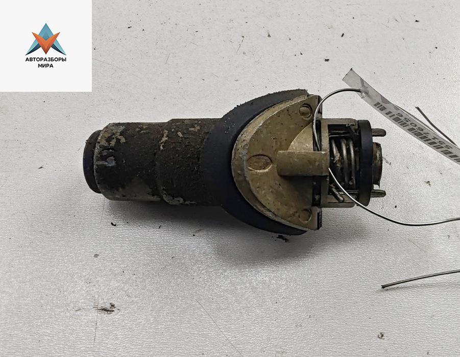 Личинка замка багажника Audi A6 4B/C5 2000, 2.5 л., дизель, АКПП, красный, универсал, 107827573 - фото №1