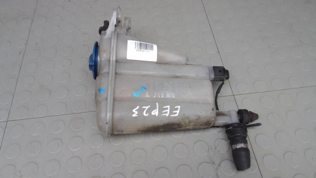 бачок расширительный Audi A4 B8/8K 2009, 2.7 л., дизель, АКПП, седан, 3B0121321, 8K0121405E - фото №1