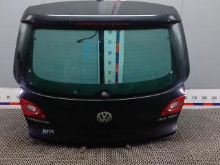 крышка багажника Volkswagen Tiguan 1 поколение 2010, 2.0 л., дизель, МКПП, внедорожник 5 дв.
