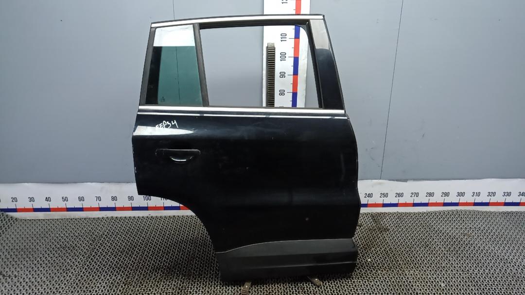 дверь задняя правая Volkswagen Tiguan 1 поколение 2010, 2.0 л., дизель, МКПП, внедорожник 5 дв. - фото №1