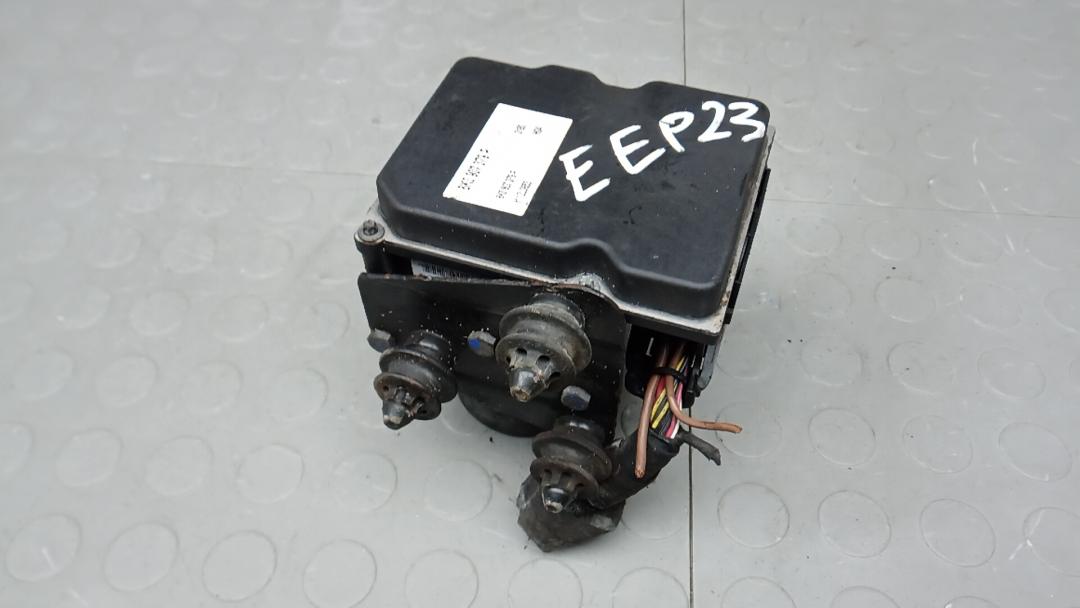 блок ABS Audi A4 B8/8K 2009, 2.7 л., дизель, АКПП, седан, 8K0907379P - фото №1