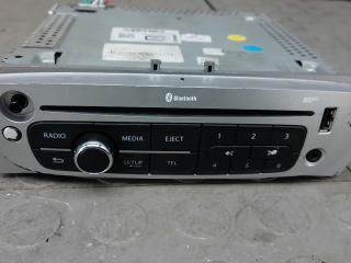 магнитола Renault Scenic 3 поколение [рестайлинг] 2012, 1.5 л., дизель, МКПП, минивэн