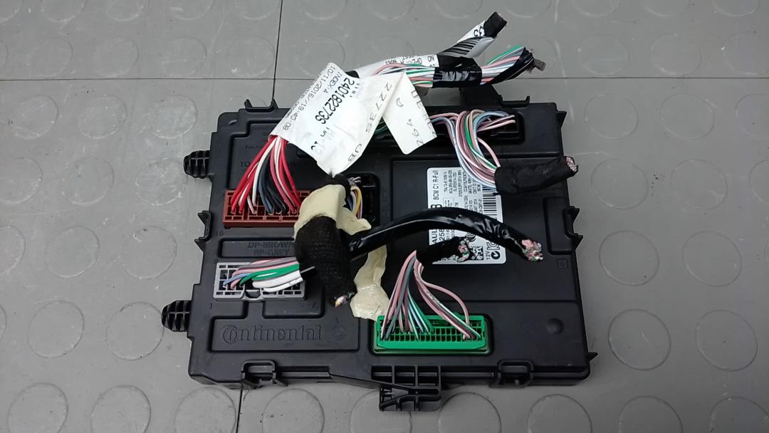 блок комфорта Renault Scenic 4 поколение 2017, 1.5 л., дизель, МКПП, минивэн, 284B11258R, A2C9987670200 - фото №1