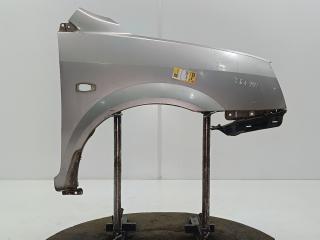 крыло переднее правое Kia Carens 2 поколение 2004, цвет