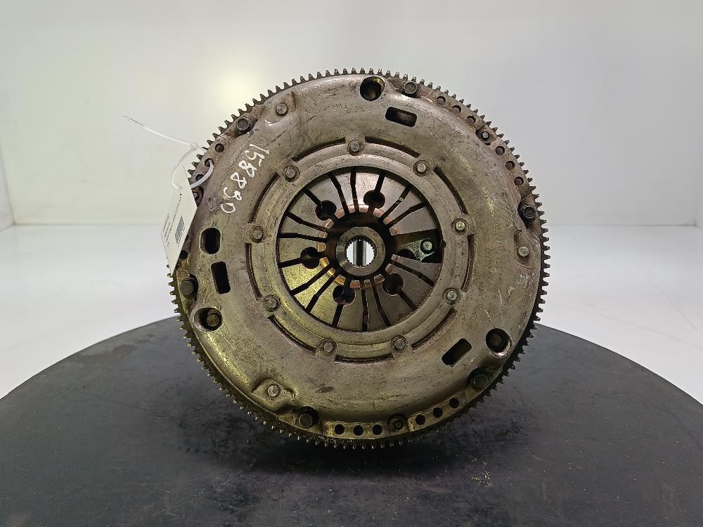 маховик Volkswagen Golf 3 поколение 1996, цвет - фото №1