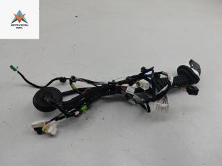 дверная проводка Mazda 3 BP 2019, 2.0 л., гибрид, МКПП, чёрный, хетчбэк 5 дв., BERN67A30A