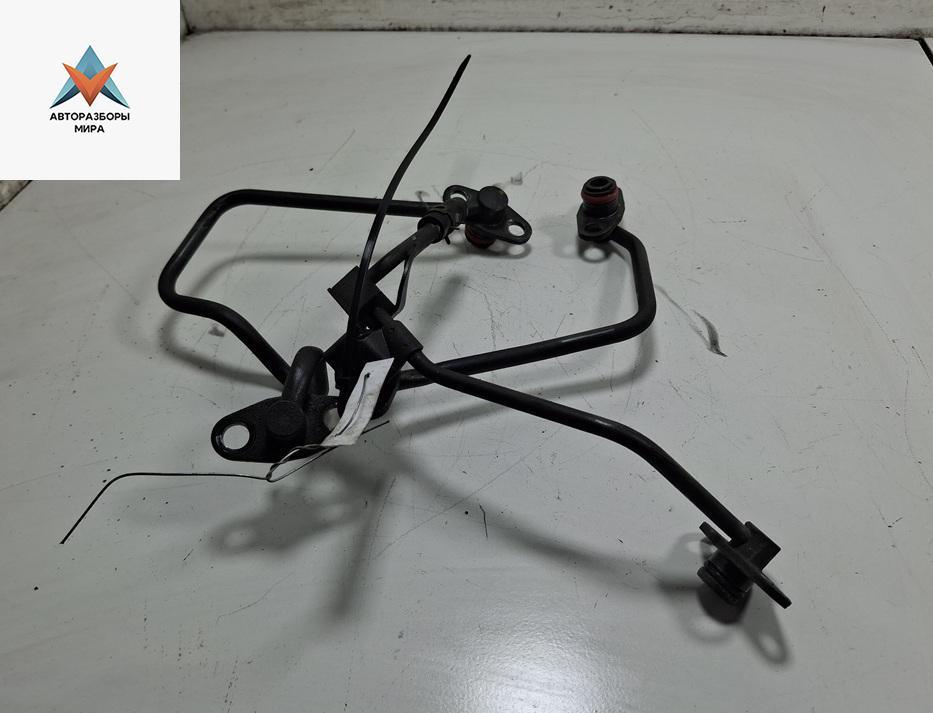 трубка ТНВД Mitsubishi Space Wagon 3 поколение (Typ N50) 1999, 2.4 л., бензин, МКПП, серый, минивэн - фото №1