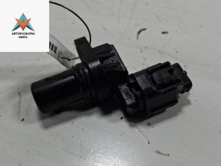 датчик коленвала Mitsubishi Space Wagon 3 поколение (Typ N50) 1999, 2.4 л., бензин, МКПП, серый, минивэн, J5T23071A