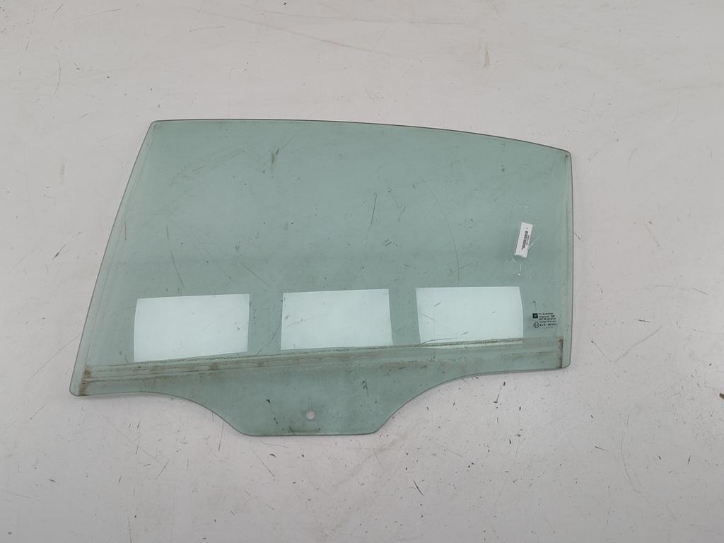 стекло двери задней левой Opel Vectra C 2002, 2.2 л., бензин, АКПП, серый, седан, 43R007023