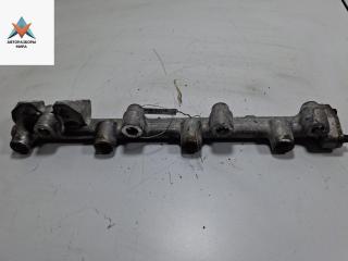 топливная рампа Mitsubishi Space Wagon 3 поколение (Typ N50) 1999, 2.4 л., бензин, МКПП, серый, минивэн