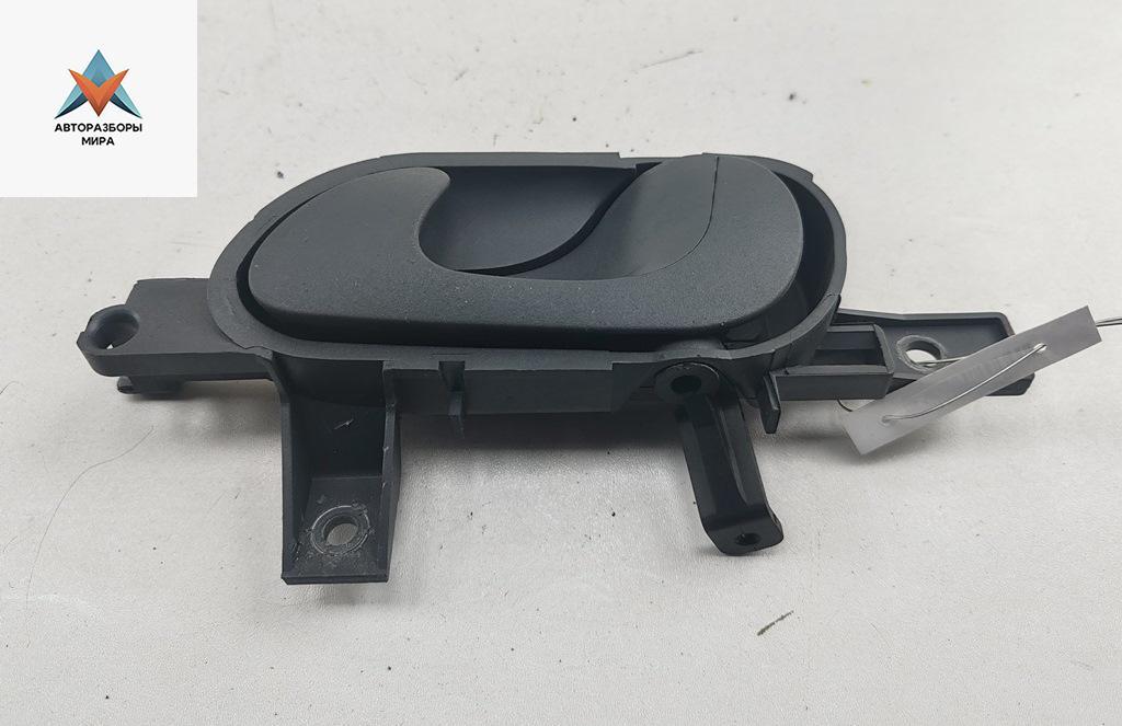 ручка внутренняя передняя правая Peugeot Expert 1 поколение 2001, 2.0 л., бензин, АКПП, белый, фургон, 1470970077 - фото №1