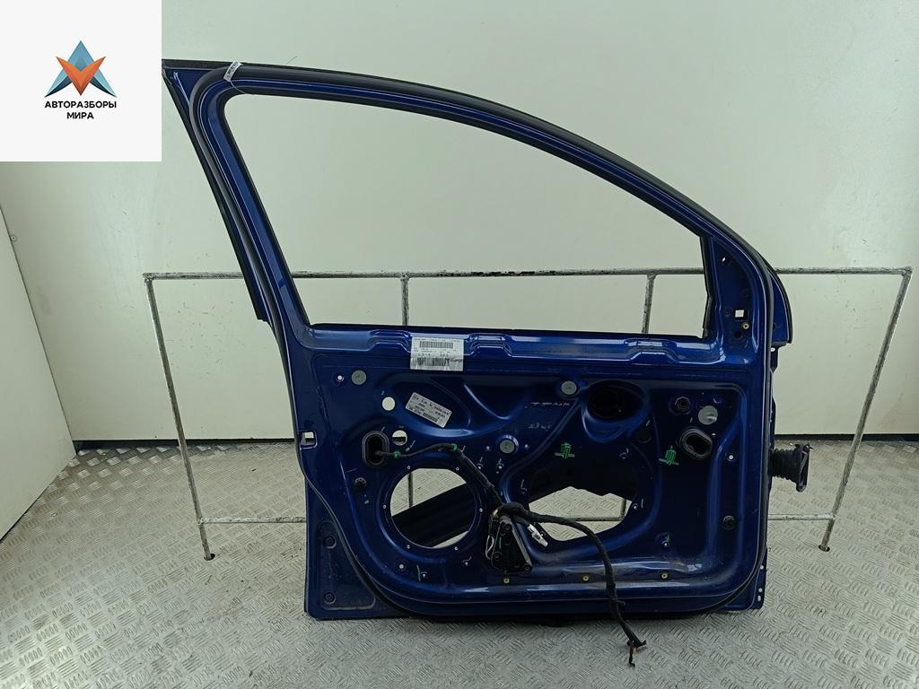дверь сдвижная Volkswagen Golf 5 поколение 2005, синий, хетчбэк 5 дв. - фото №1