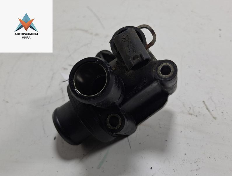 корпус термостата Mercedes-Benz A-Класс W168 2000, 1.9 л., бензин, АКПП, чёрный, хетчбэк 5 дв., 1682030275 - фото №1