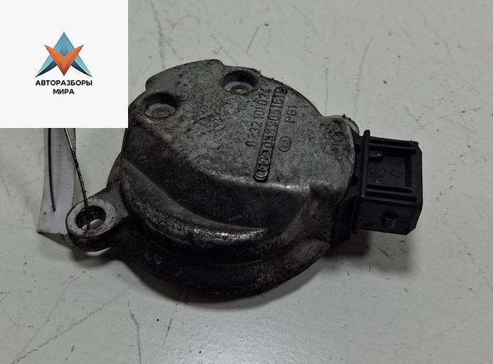 датчик распредвала Audi A6 4B/C5 1998, 2.4 л., бензин, АКПП, серый, седан, 058905161B - фото №1