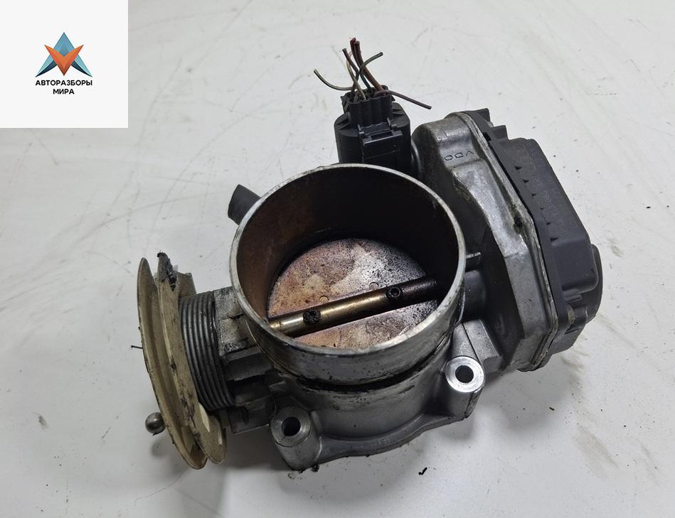заслонка дроссельная Audi A6 4B/C5 1998, 2.4 л., бензин, АКПП, серый, седан, 078133063AK - фото №1