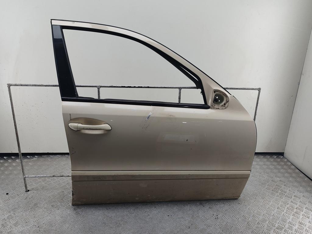 дверь сдвижная Mercedes-Benz E W211 2007, жёлтый, седан