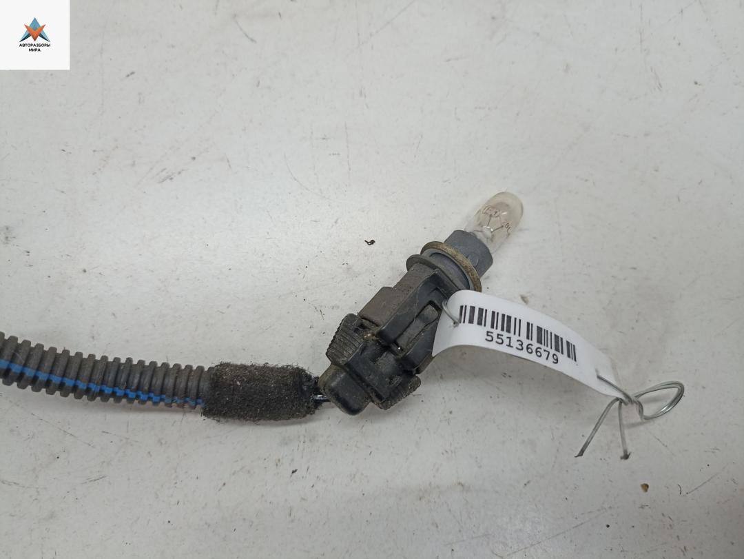 Патрон лампы указателя поворота Opel Astra G 2002, 1.6 л., бензин, МКПП, белый, универсал - фото №1