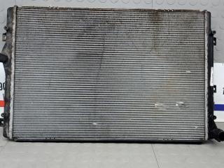 радиатор охлаждения Skoda Superb 2 поколение 2010, 2.0 л., дизель, МКПП, хетчбэк 5 дв.