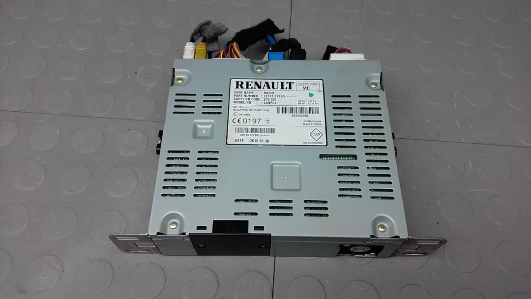 магнитола Renault Kadjar 1 поколение 2016, 1.5 л., дизель, МКПП, внедорожник 5 дв., 281151779R - фото №1